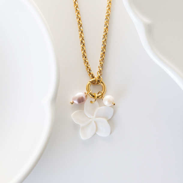 Flower Charm Halskjede