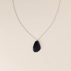 Onyx Shell Silver