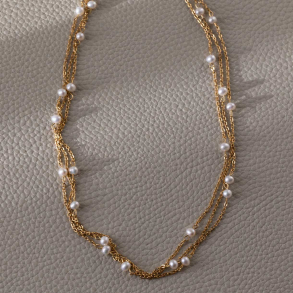 Pearl Kissed Layers Halskjede