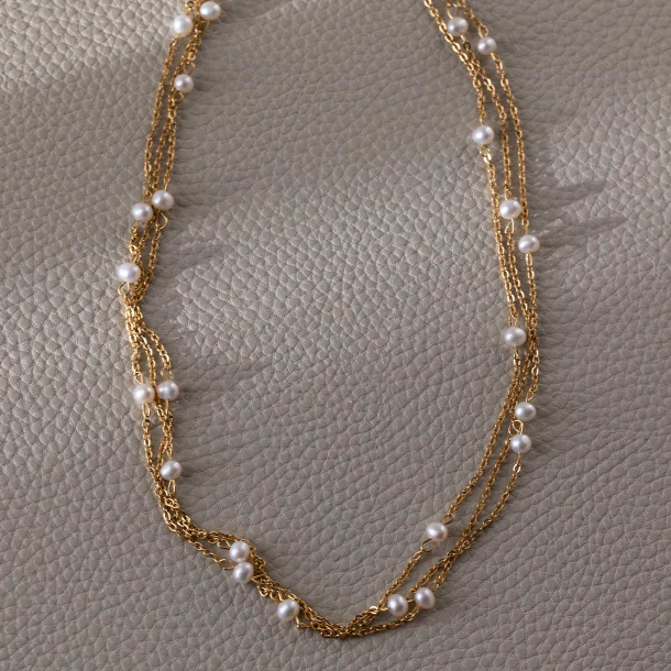 Pearl Kissed Layers Halskjede