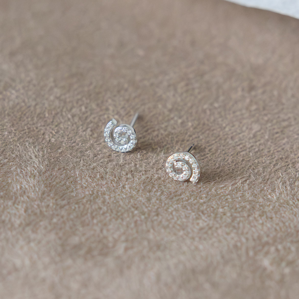 Spiral Studs
